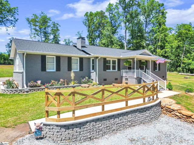425 Hannon Road, Inman, SC 29349