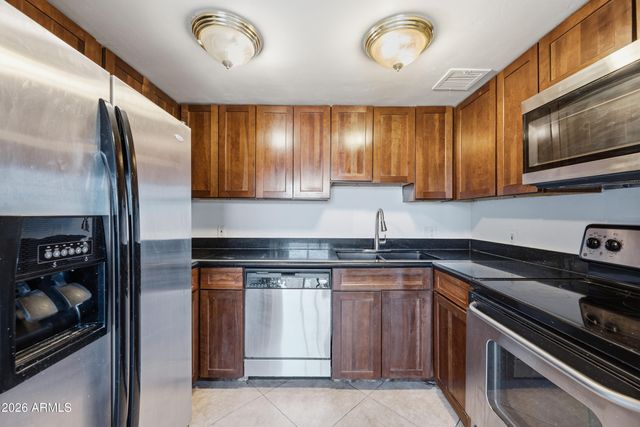 1234 N 36th Street Unit 208, Phoenix, AZ 85008