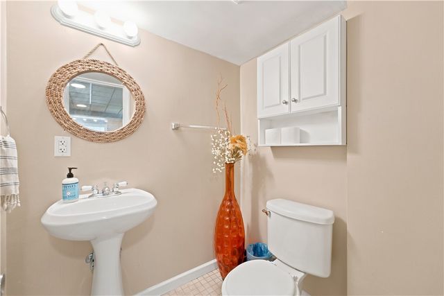 1100 Raven Dr, Scott Twp, PA 15243