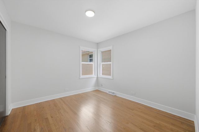 6332 N Mobile Avenue, Chicago, IL 60646