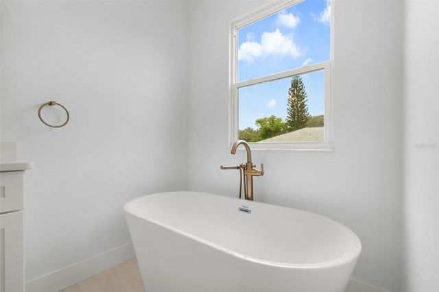 385 GEORGIA AVENUE, Crystal Beach, FL 34681