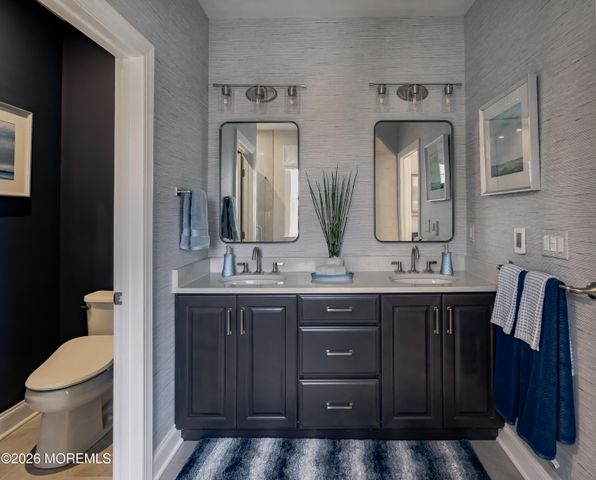 5 American Way, Manalapan, NJ 07726