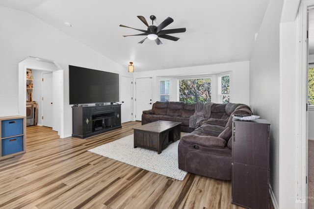 181 W Winnipeg St, Meridian, ID 83642