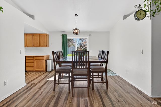 181 W Winnipeg St, Meridian, ID 83642