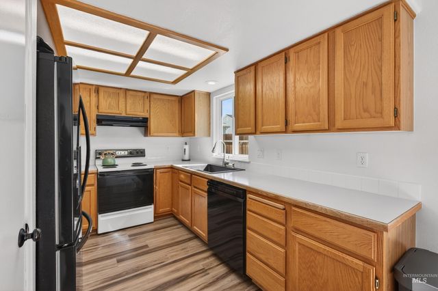 181 W Winnipeg St, Meridian, ID 83642