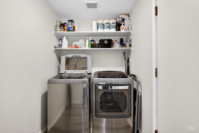 181 W Winnipeg St, Meridian, ID 83642