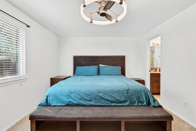 181 W Winnipeg St, Meridian, ID 83642