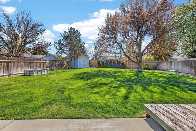 181 W Winnipeg St, Meridian, ID 83642