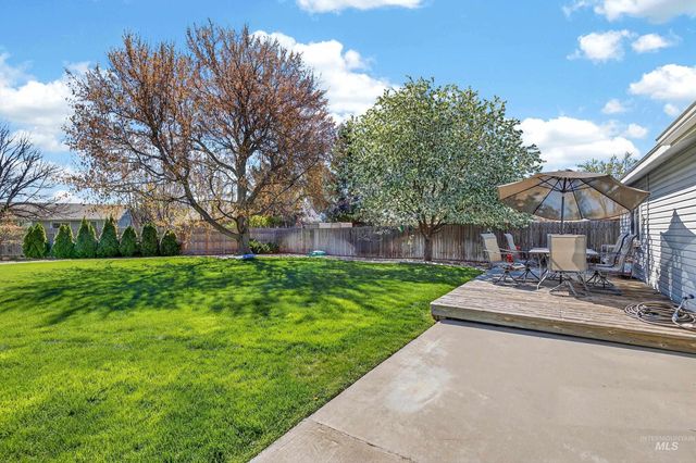 181 W Winnipeg St, Meridian, ID 83642