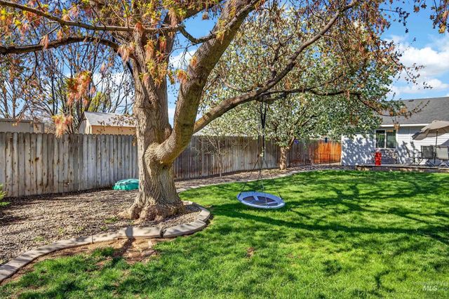 181 W Winnipeg St, Meridian, ID 83642