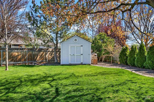 181 W Winnipeg St, Meridian, ID 83642