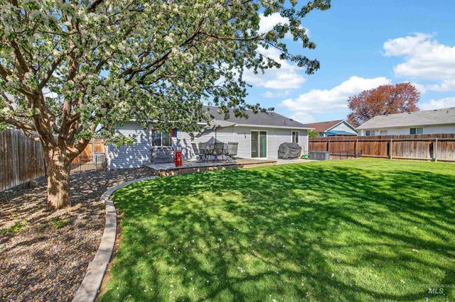 181 W Winnipeg St, Meridian, ID 83642