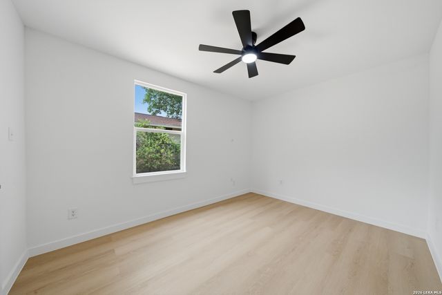 1604 Calle Valencia, San Antonio, TX 78237