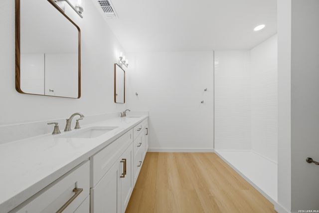1604 Calle Valencia, San Antonio, TX 78237