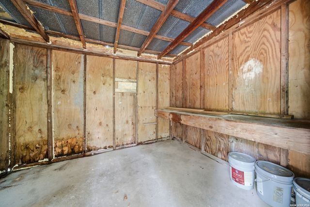 1604 Calle Valencia, San Antonio, TX 78237