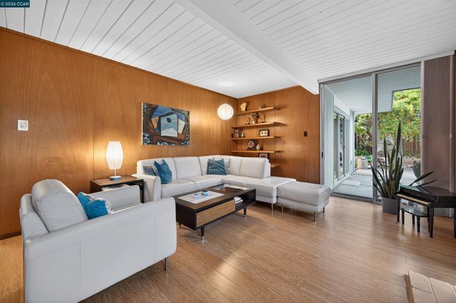 2648 San Carlos Dr, Walnut Creek, CA 94598