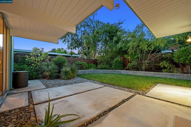 2648 San Carlos Dr, Walnut Creek, CA 94598