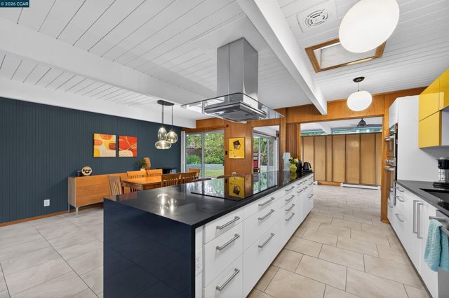 2648 San Carlos Dr, Walnut Creek, CA 94598