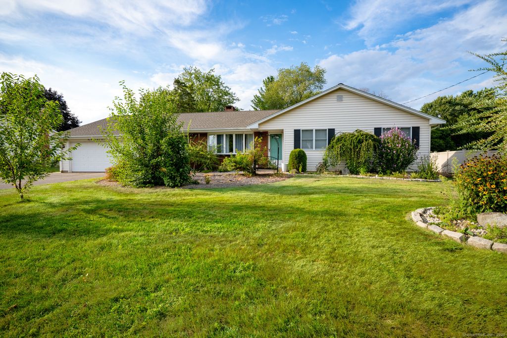 127 2 Rod Highway, Wethersfield, CT 06109
