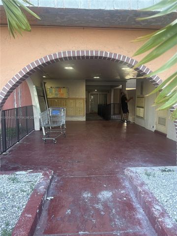 6620 W 2nd Ct 403, Hialeah, FL 33012