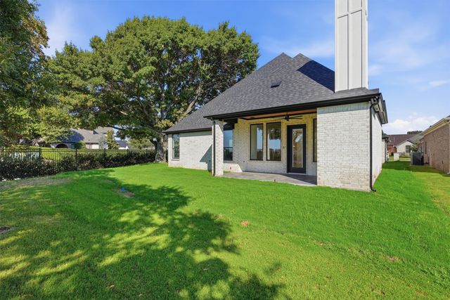 1101 Aviara Court, Granbury, TX 76048