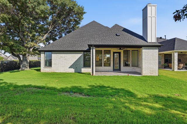1101 Aviara Court, Granbury, TX 76048