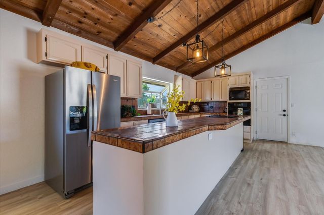 10346 New Avenue, Gilroy, CA 95020