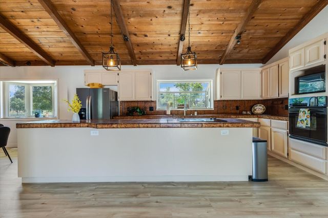 10346 New Avenue, Gilroy, CA 95020