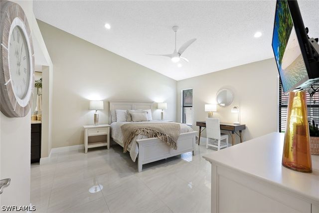 613 Serendipity DR 613, Naples, FL 34108