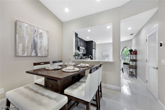 613 Serendipity DR 613, Naples, FL 34108