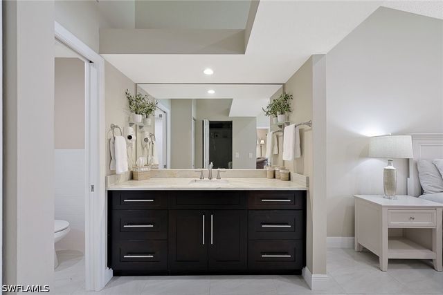 613 Serendipity DR 613, Naples, FL 34108