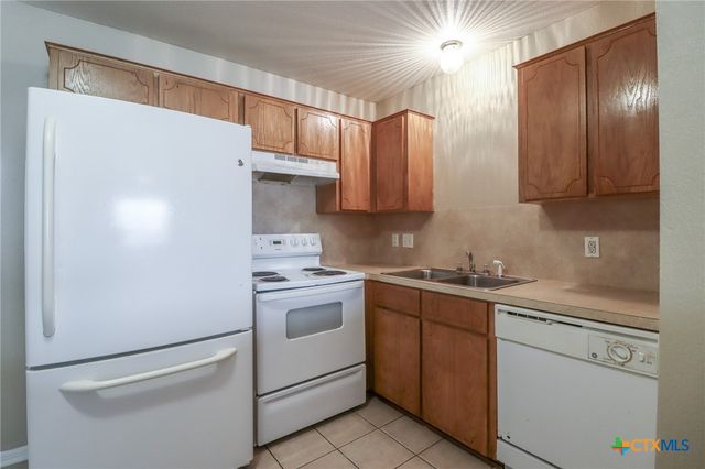 807 Leifester Circle B, Killeen, TX 76549