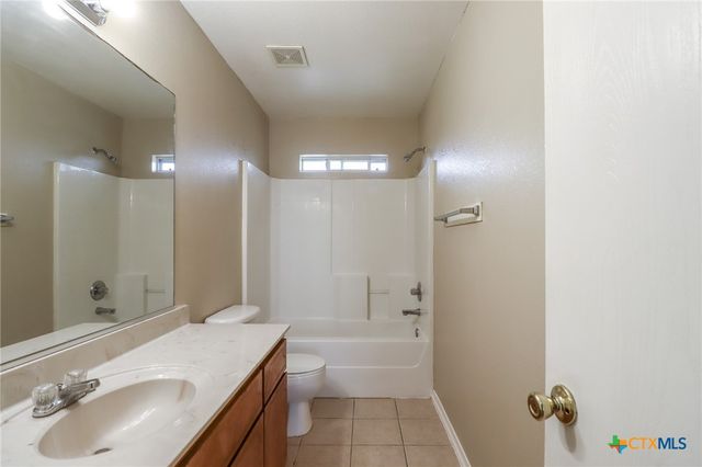 807 Leifester Circle B, Killeen, TX 76549