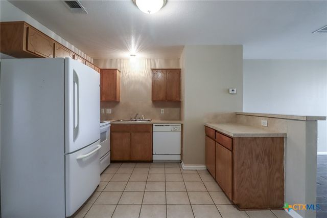 807 Leifester Circle B, Killeen, TX 76549