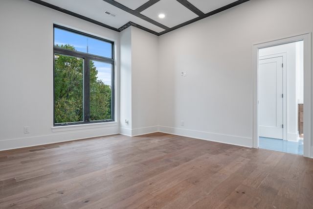 6011 Hill Cir, Nashville, TN 37209