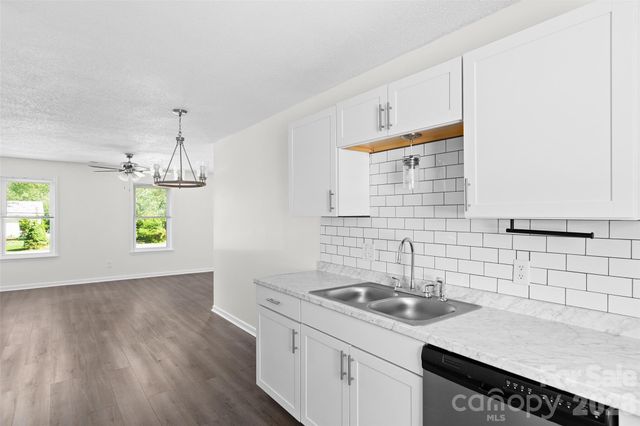 355 Weatherford Drive, King, NC 27021