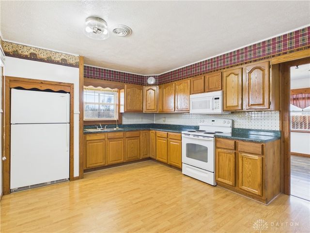 2013 Drill Avenue, Dayton, OH 45414