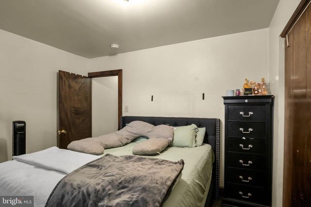 1937 ZARKER ST, Harrisburg, PA 17104