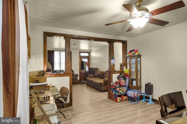 1937 ZARKER ST, Harrisburg, PA 17104