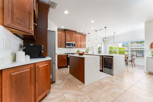 16008 PALMETTORUN CIRCLE, Lithia, FL 33547