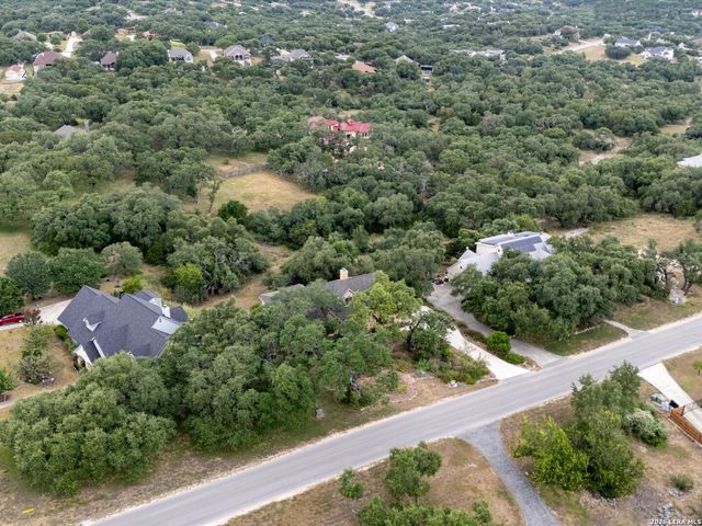 319 Hidden Pointe, New Braunfels, TX 78132