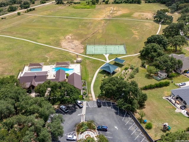 319 Hidden Pointe, New Braunfels, TX 78132