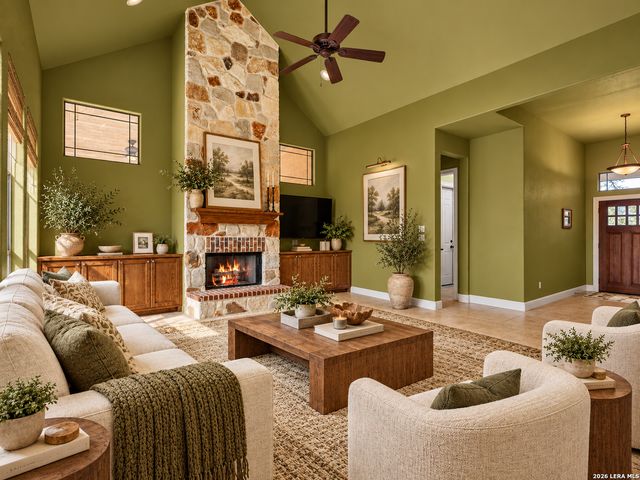 319 Hidden Pointe, New Braunfels, TX 78132