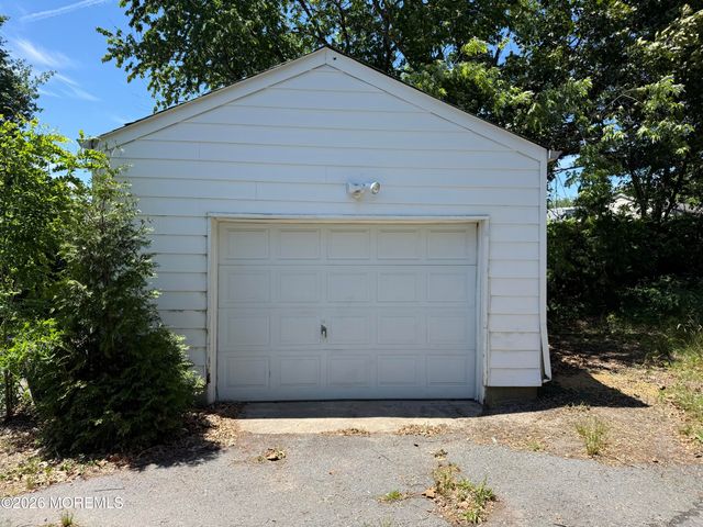 326 W Sylvania Avenue, Neptune City, NJ 07753