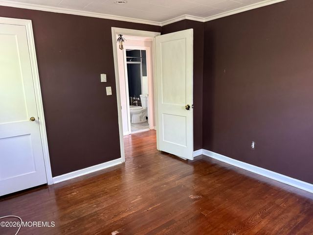 326 W Sylvania Avenue, Neptune City, NJ 07753