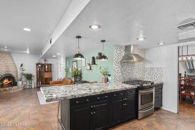 3362 N Camino Los Brazos, Tucson, AZ 85750
