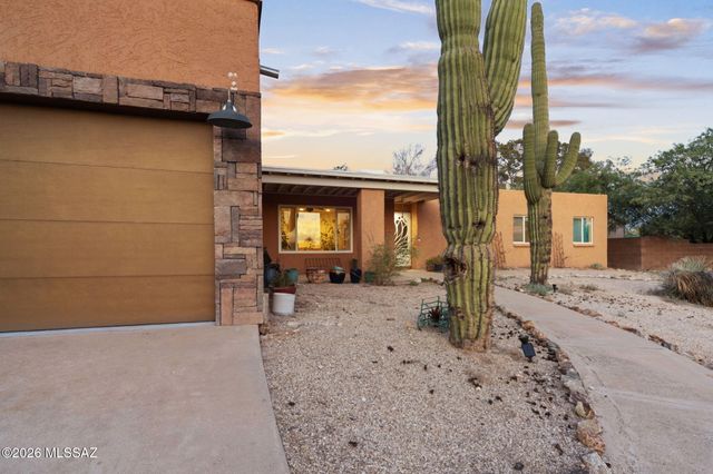 3362 N Camino Los Brazos, Tucson, AZ 85750