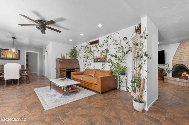 3362 N Camino Los Brazos, Tucson, AZ 85750