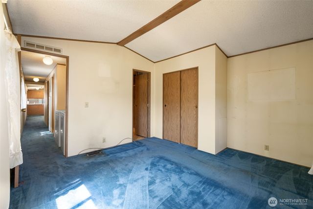 20705 9TH Ave E, Spanaway, WA 98387