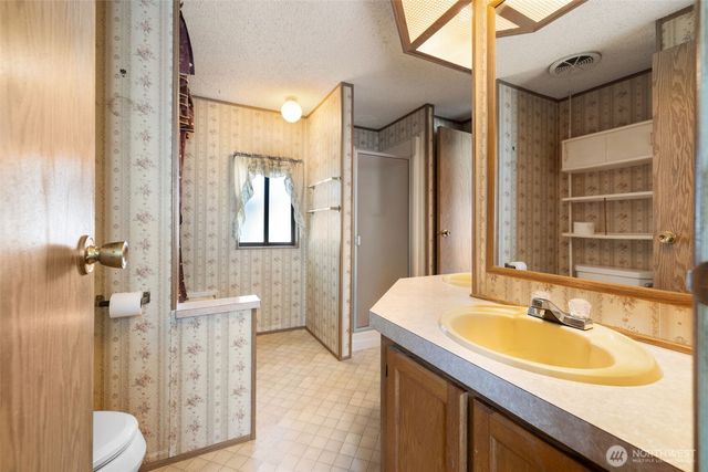 20705 9TH Ave E, Spanaway, WA 98387